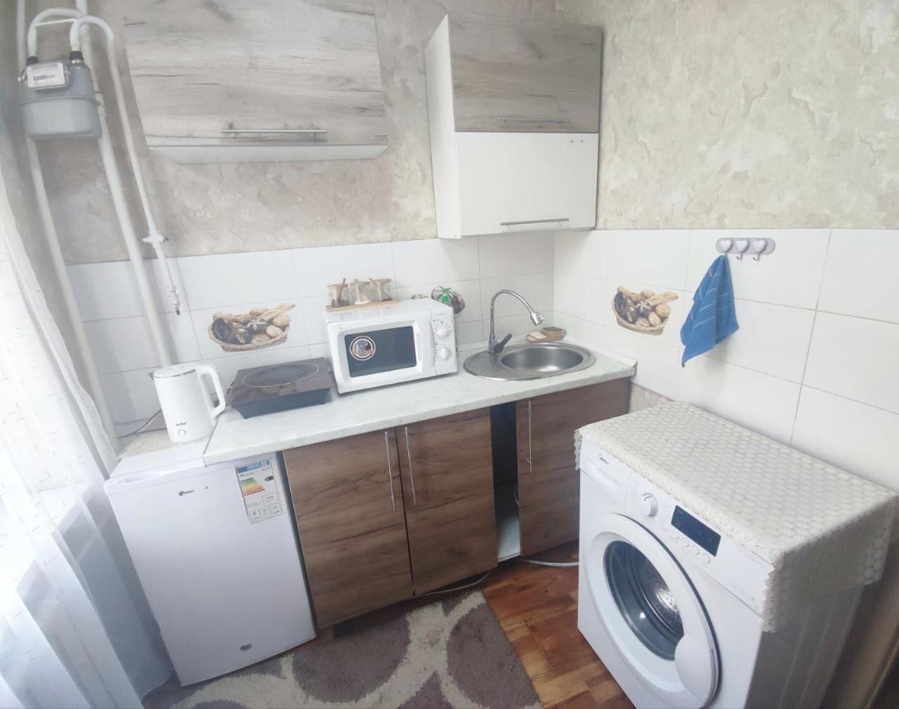 Комфортная Квартира Для 2Х Персон Apartment Бишкек Екстериор снимка